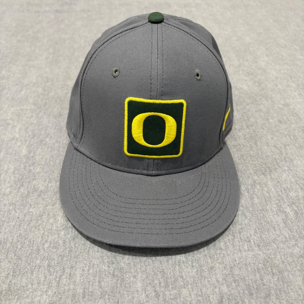 Nike Oregon Ducks True Snapback Hat Grey Green Yellow NCAA College Cap OSFM